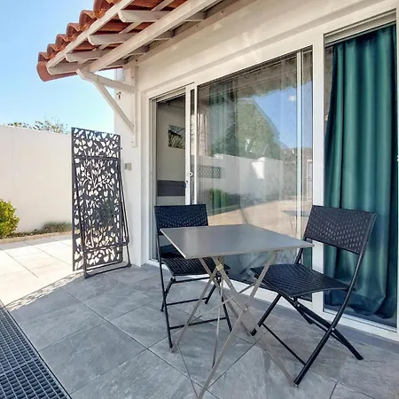 1 Bedroom Beautiful In