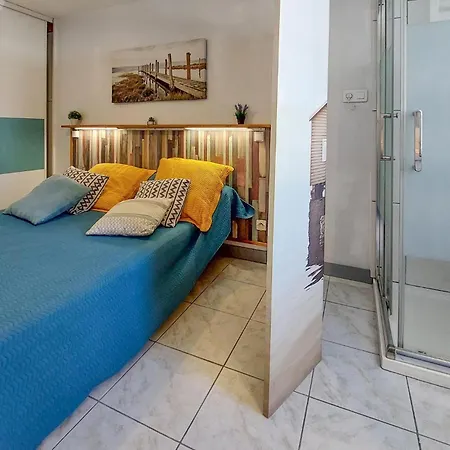1 Bedroom Beautiful In *